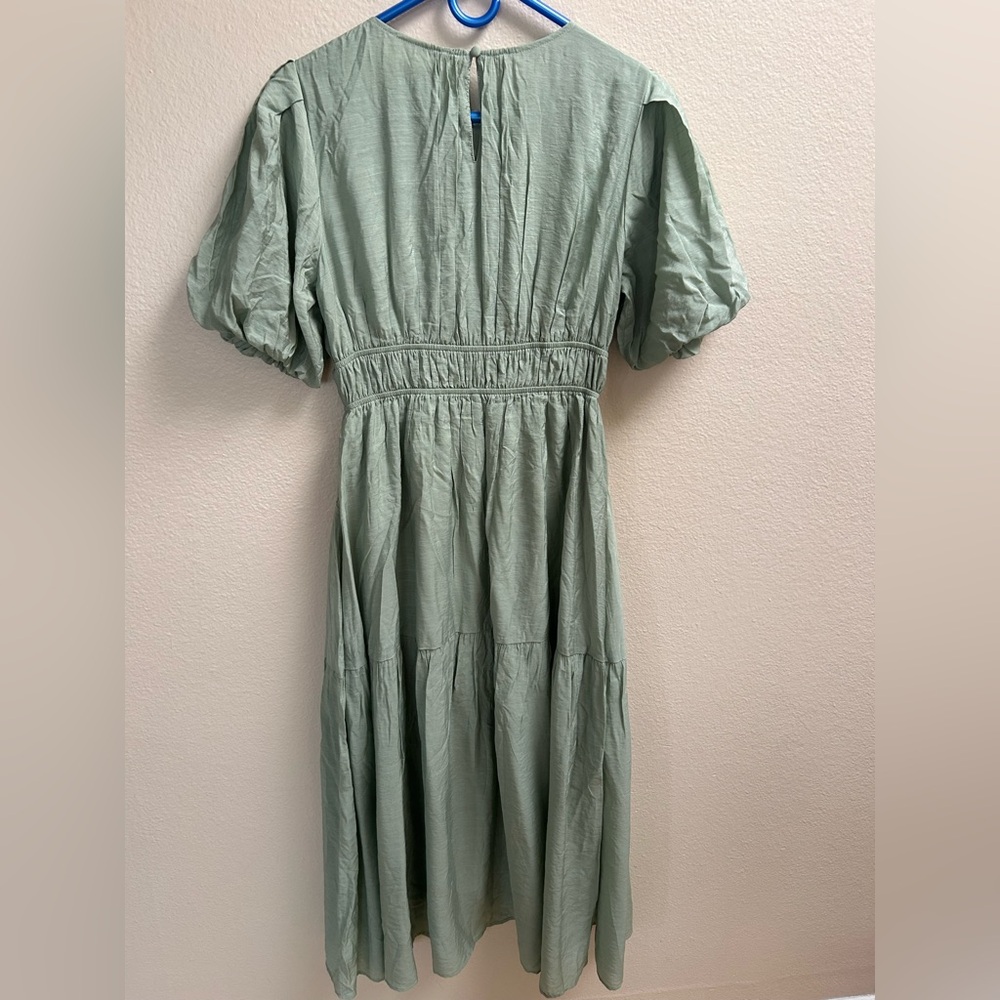 Moon River Sage Green Puff Sleeve Midi Dress Women’s Size S NWT - Picture 10 of 16